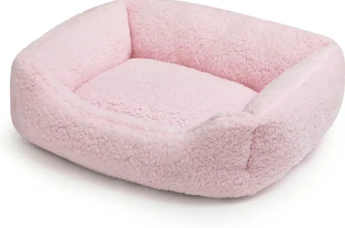 Hollypet's Self-Warming Sherpa Pet Cushion for Small Animals